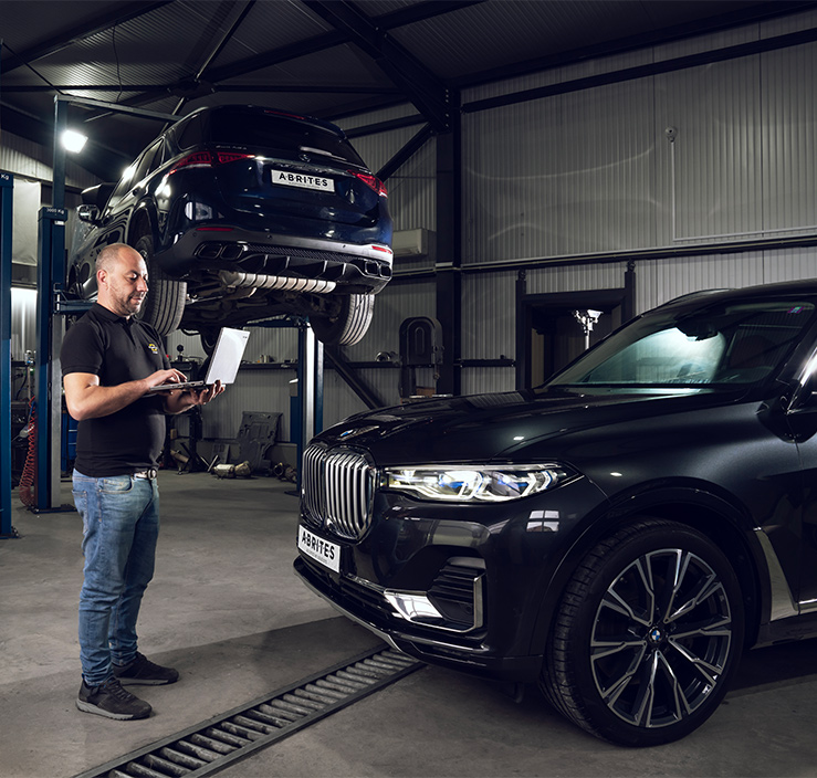 Car shop using Abrites software